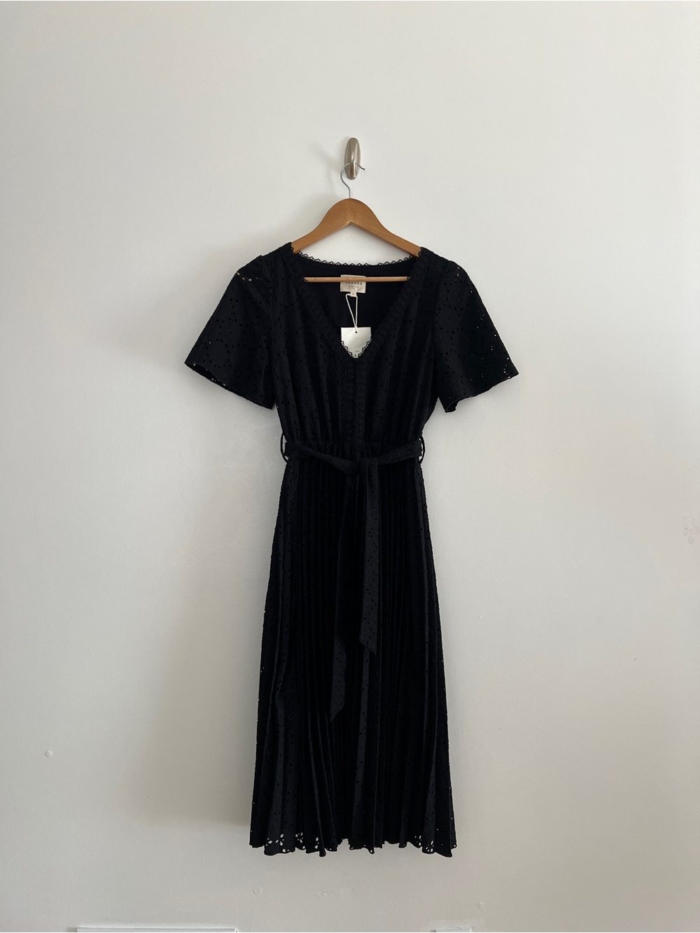 Sold - Picture 2 of 10